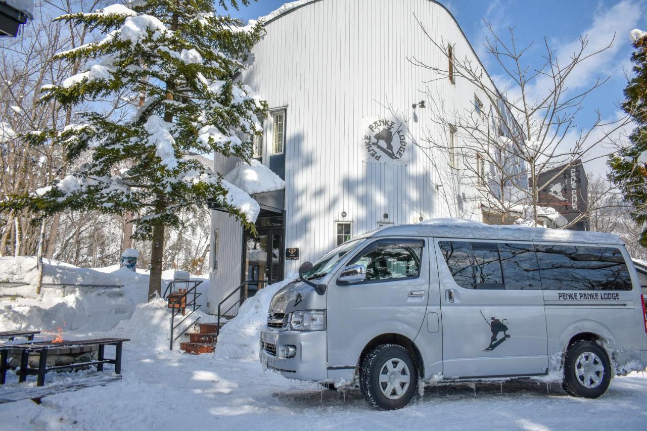 Penke Panke Lodge And Apartments Hakuba Esterno foto